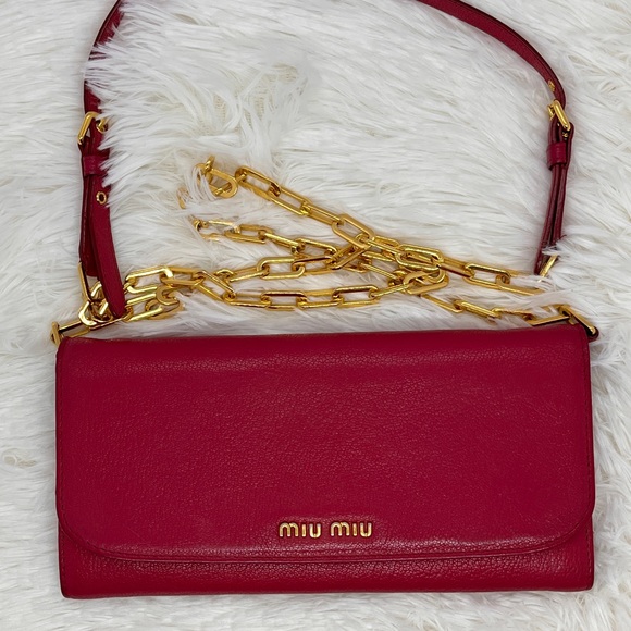 Miu Miu wallet on chain Peonia Pink leather - Picture 10 of 12